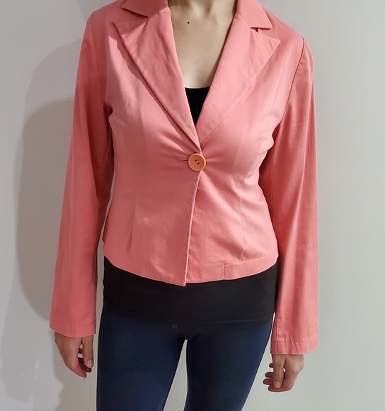 Woman dresses - Picture 3 of 3